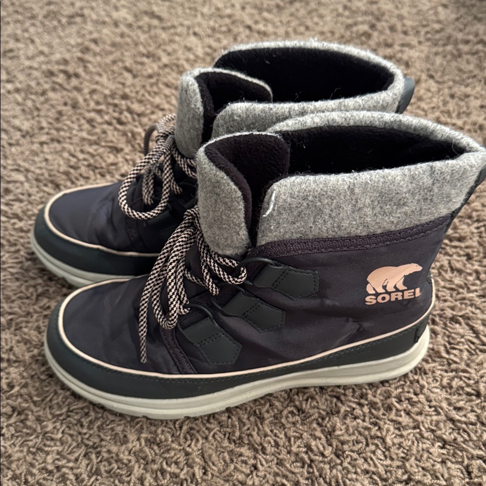 Sorel Black and Gray Insulated Boots